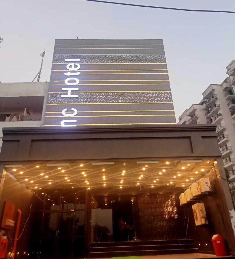 Oyo Mmc Hotel And Restaurant Meerut Esterno foto